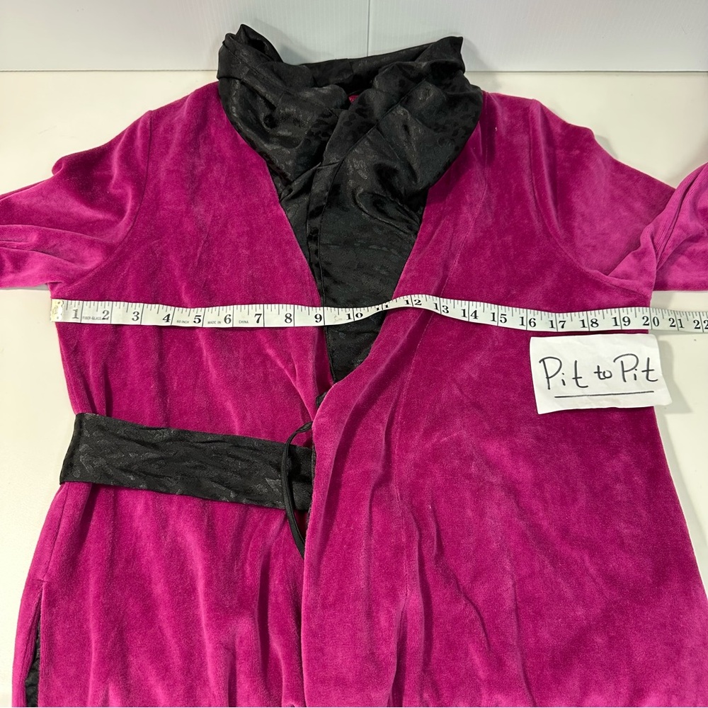 Betsy Johnson Velore’ Elegant Magenta and Black Women's Robe - Picture 9 of 11